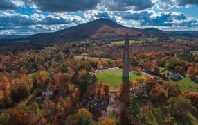 Проклятье горы Гластонбери: о снежном человеке, НЛО и красном цвете