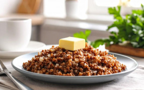 Сыр и бекон: дети будут обожать гречку